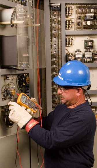 四個(gè)用戶群，四種萬(wàn)用表